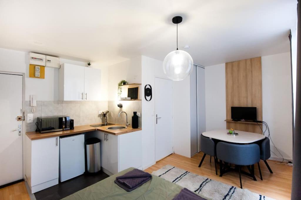 La Casa : Logement En Centre Ville, Cathedrale Amiens Exterior foto